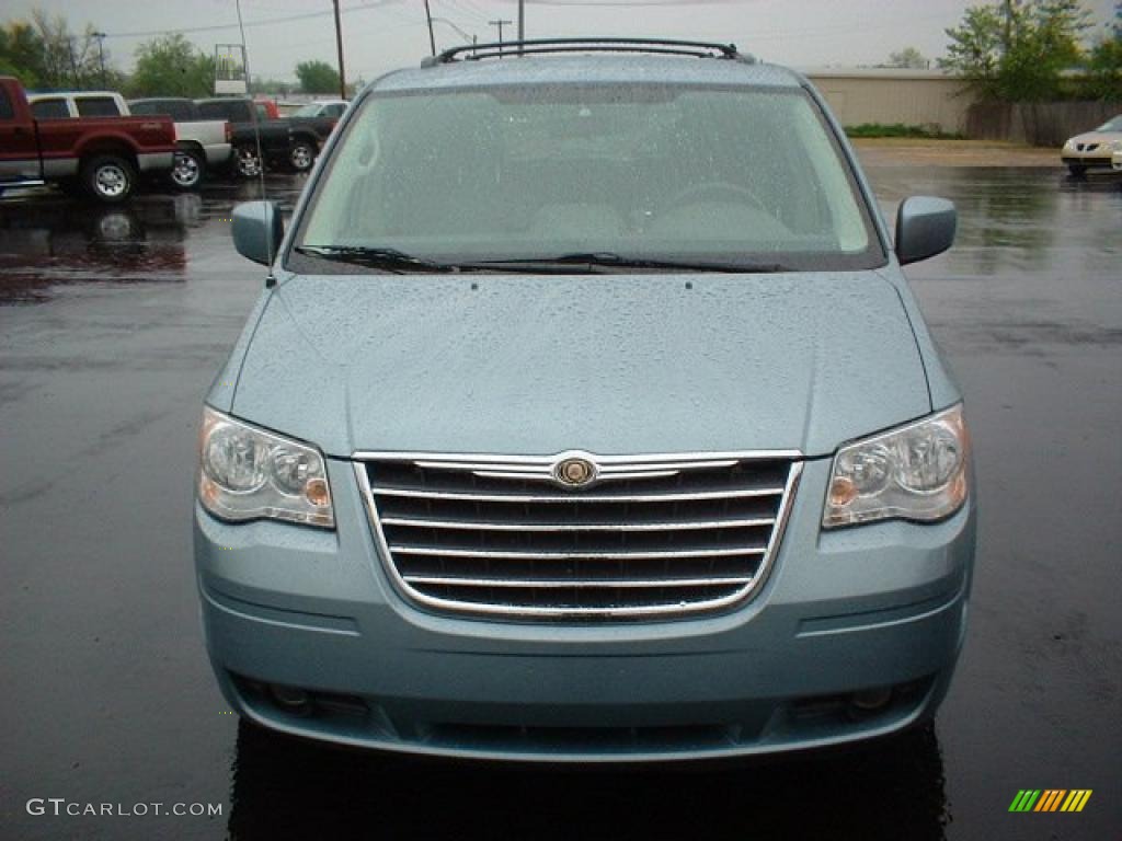 2008 Town & Country Touring Signature Series - Clearwater Blue Pearlcoat / Medium Slate Gray/Light Shale photo #2