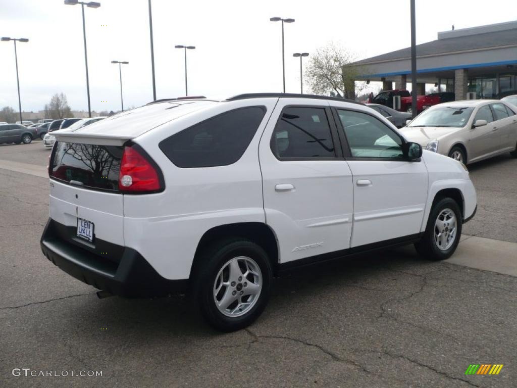 2004 Aztek  - Summit White / Dark Gray photo #6