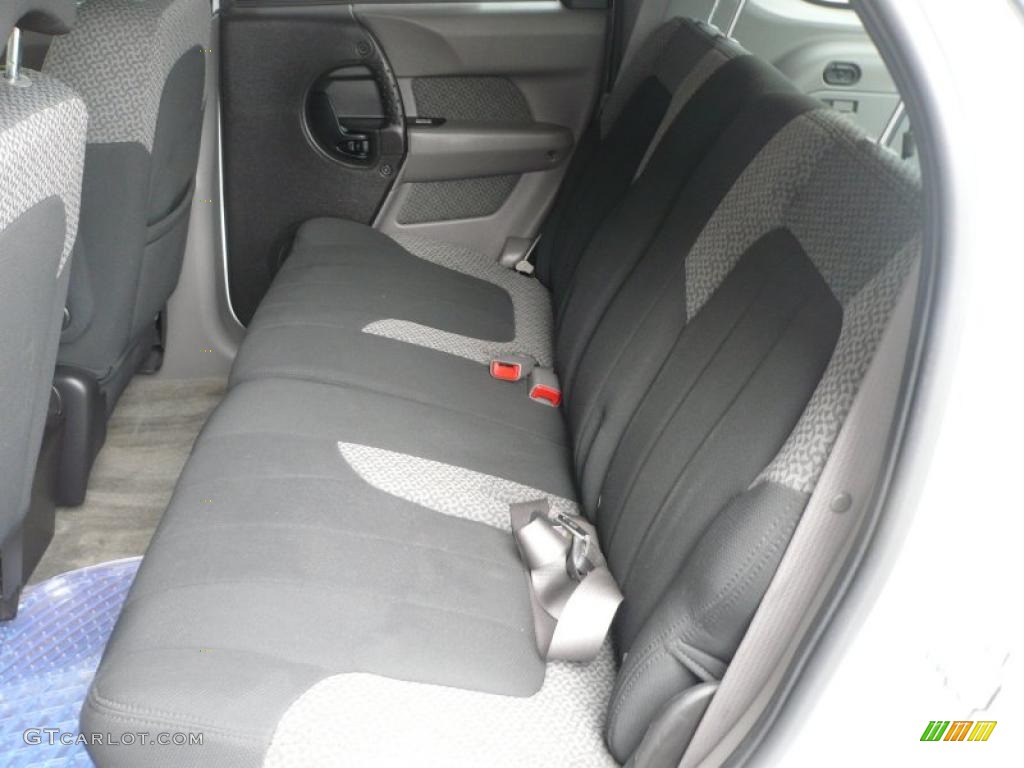 2004 Aztek  - Summit White / Dark Gray photo #10