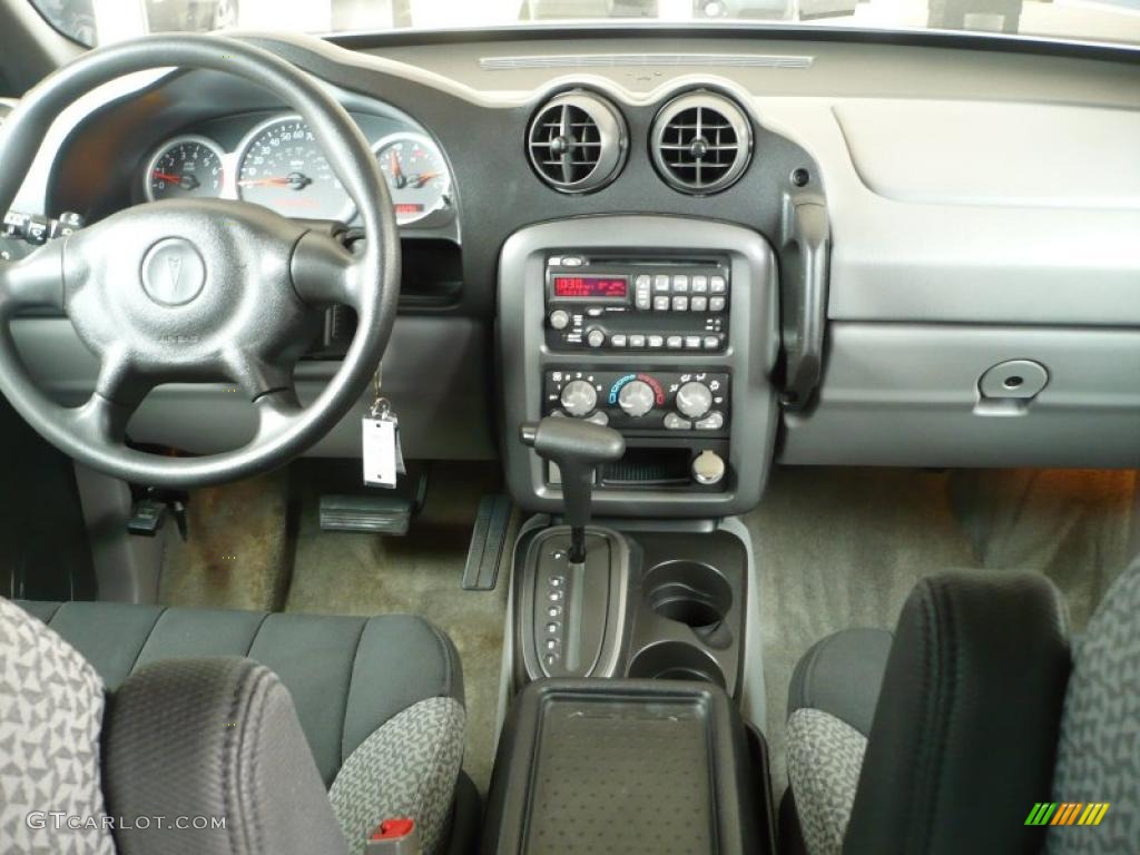 2004 Aztek  - Summit White / Dark Gray photo #14