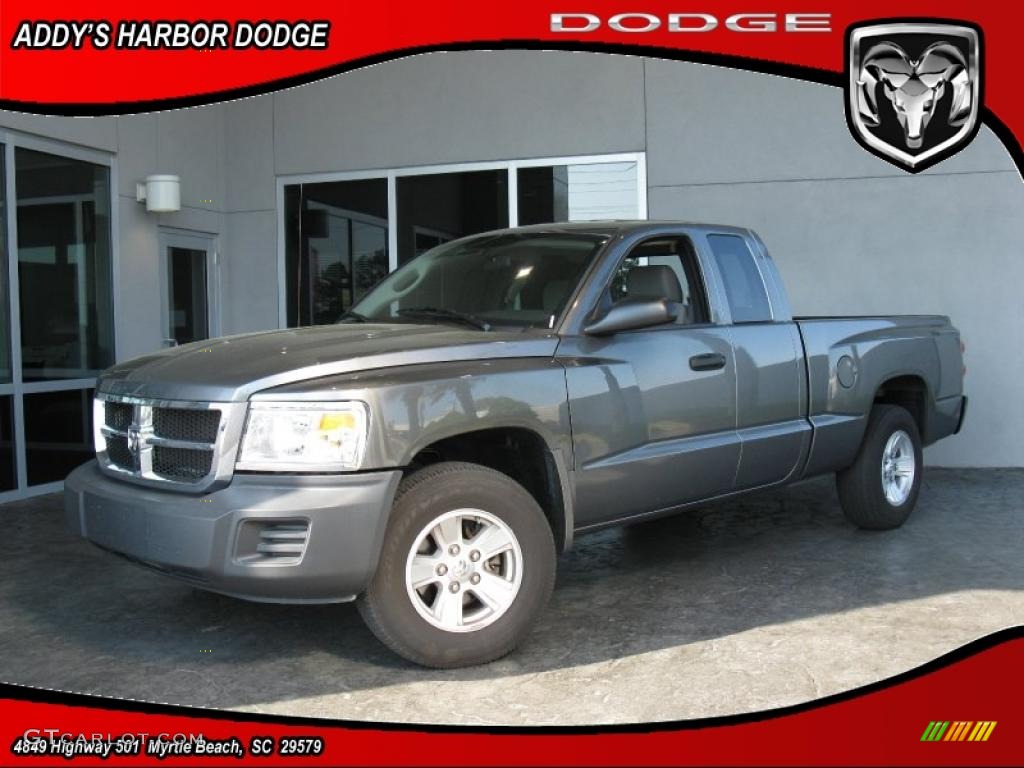 2008 Dakota SXT Extended Cab - Mineral Gray Metallic / Dark Slate Gray/Medium Slate Gray photo #1