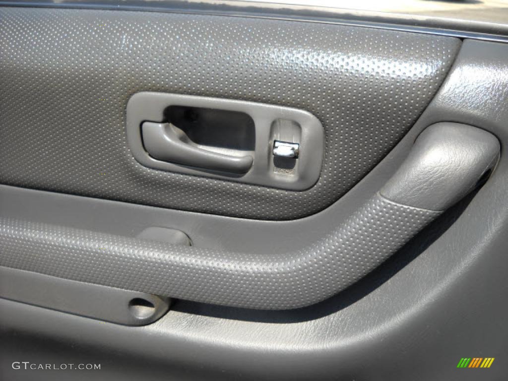 1999 CR-V LX 4WD - Clover Green Pearl / Charcoal photo #15