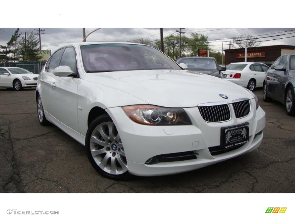 2006 3 Series 330i Sedan - Alpine White / Beige photo #2