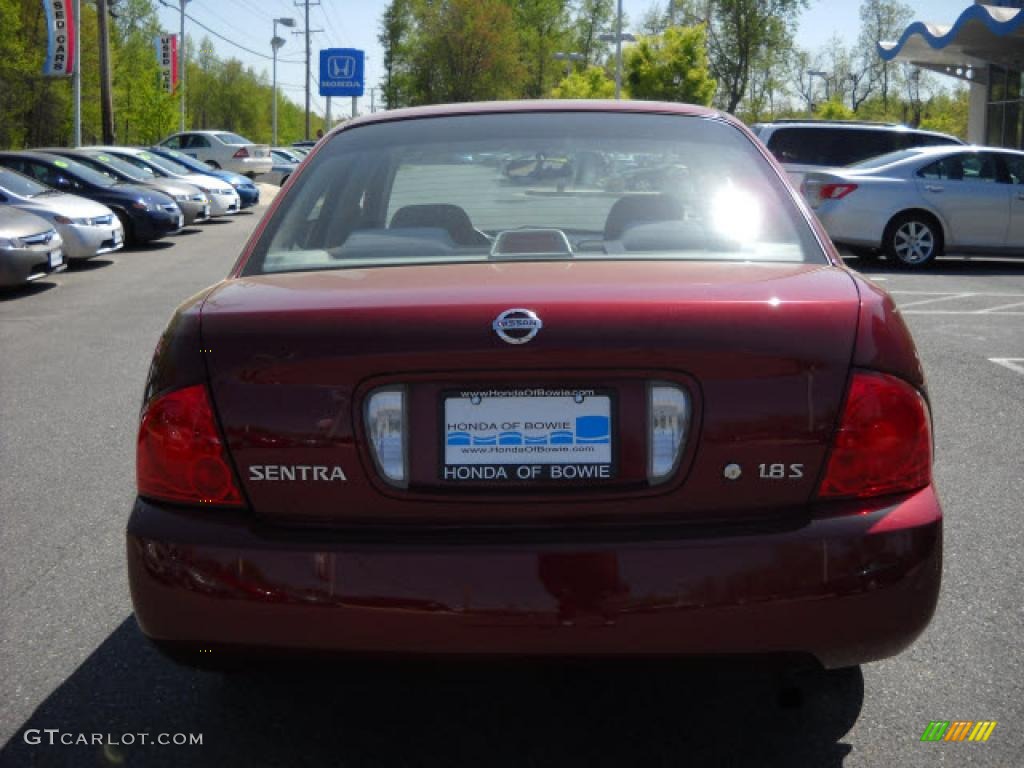 2005 Sentra 1.8 S - Inferno Red / Taupe photo #4