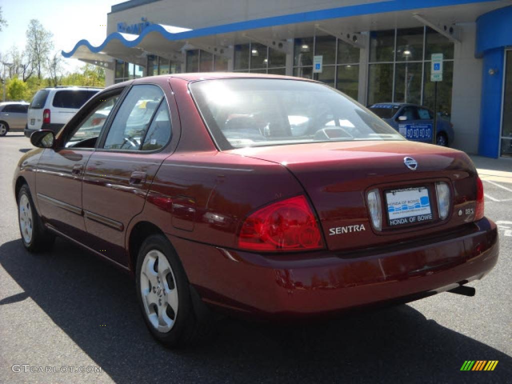 2005 Sentra 1.8 S - Inferno Red / Taupe photo #5