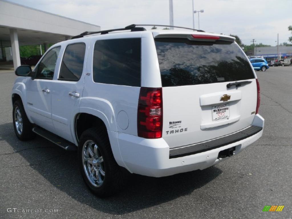 2007 Tahoe LT 4x4 - Summit White / Ebony photo #2