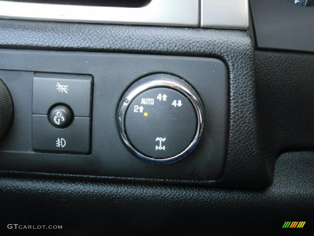 2007 Tahoe LT 4x4 - Summit White / Ebony photo #13
