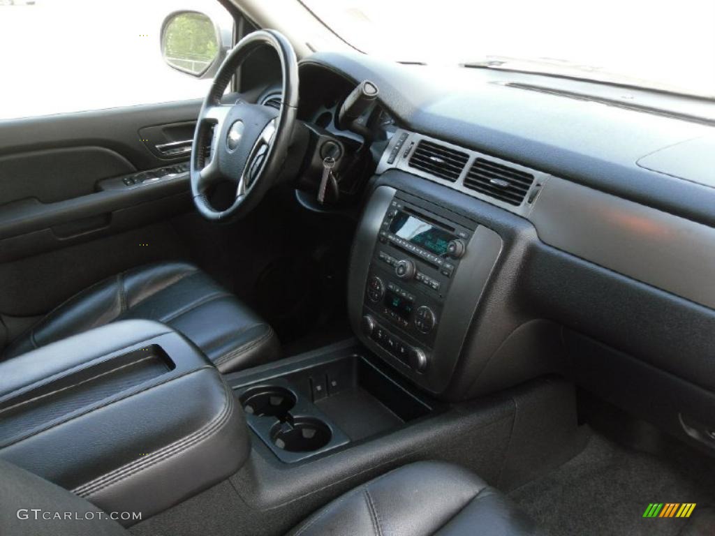 2007 Tahoe LT 4x4 - Summit White / Ebony photo #23