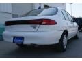 Oxford White - Escort SE Sedan Photo No. 7