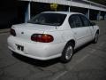 Summit White - Malibu Sedan Photo No. 2