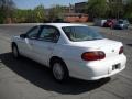 Summit White - Malibu Sedan Photo No. 4