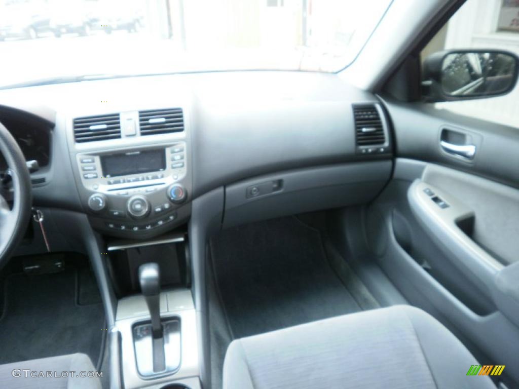 2007 Accord SE V6 Sedan - Graphite Pearl / Gray photo #12