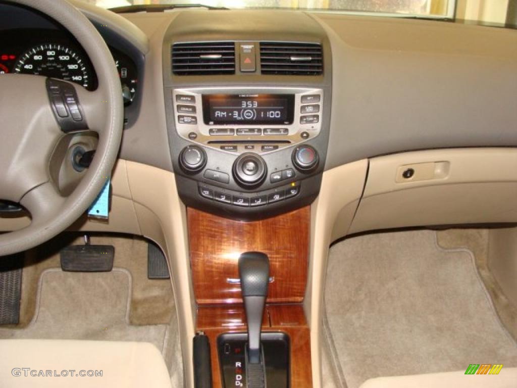 2007 Accord EX Sedan - Nighthawk Black Pearl / Ivory photo #13