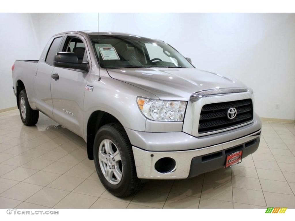 2007 Tundra SR5 Double Cab 4x4 - Silver Sky Metallic / Graphite Gray photo #1