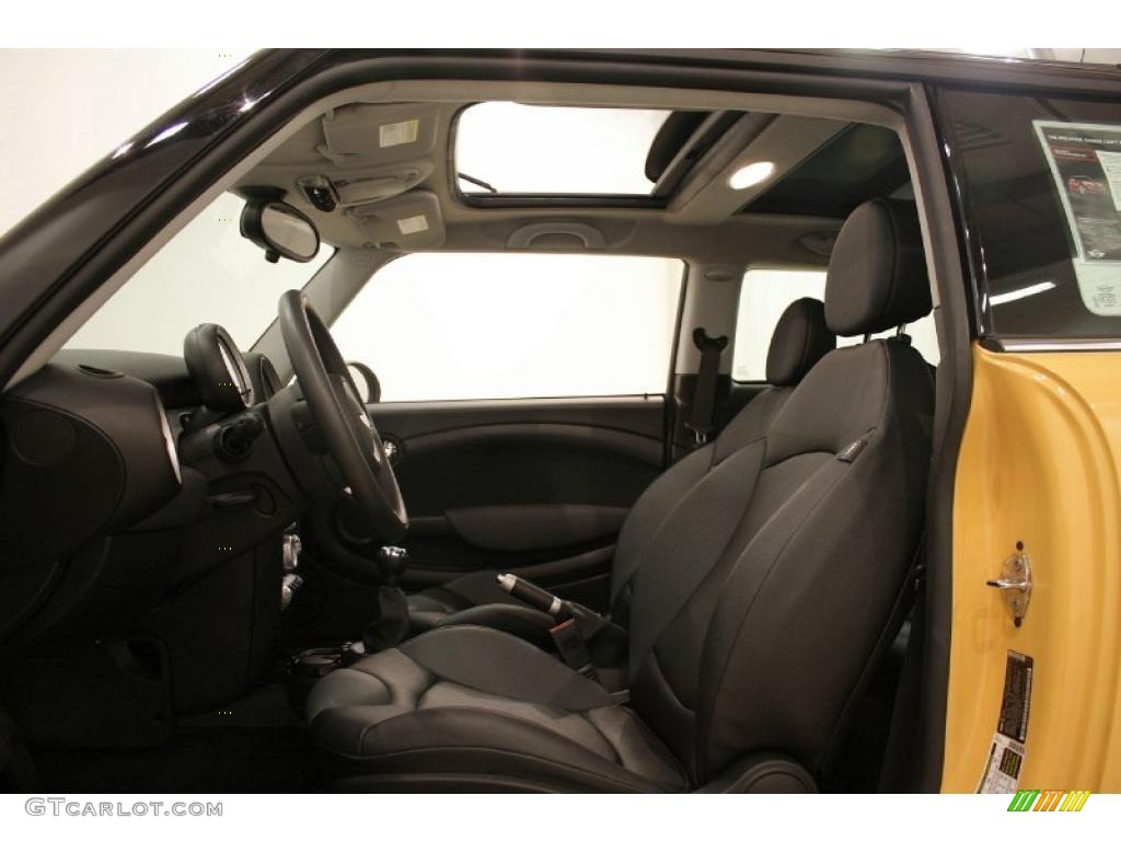 2007 Cooper Hardtop - Mellow Yellow / Grey/Carbon Black photo #10