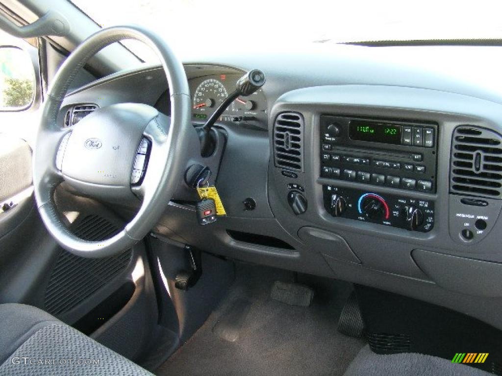 2002 F150 FX4 Regular Cab 4x4 - Silver Metallic / Dark Graphite photo #12