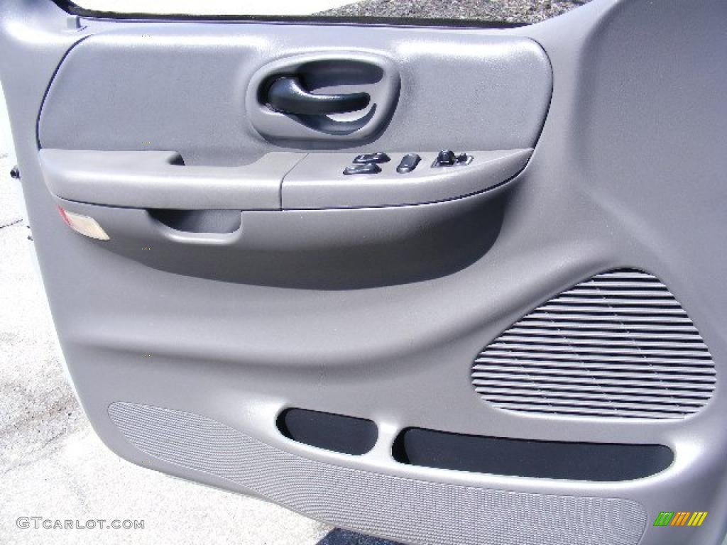 2002 F150 FX4 Regular Cab 4x4 - Silver Metallic / Dark Graphite photo #21