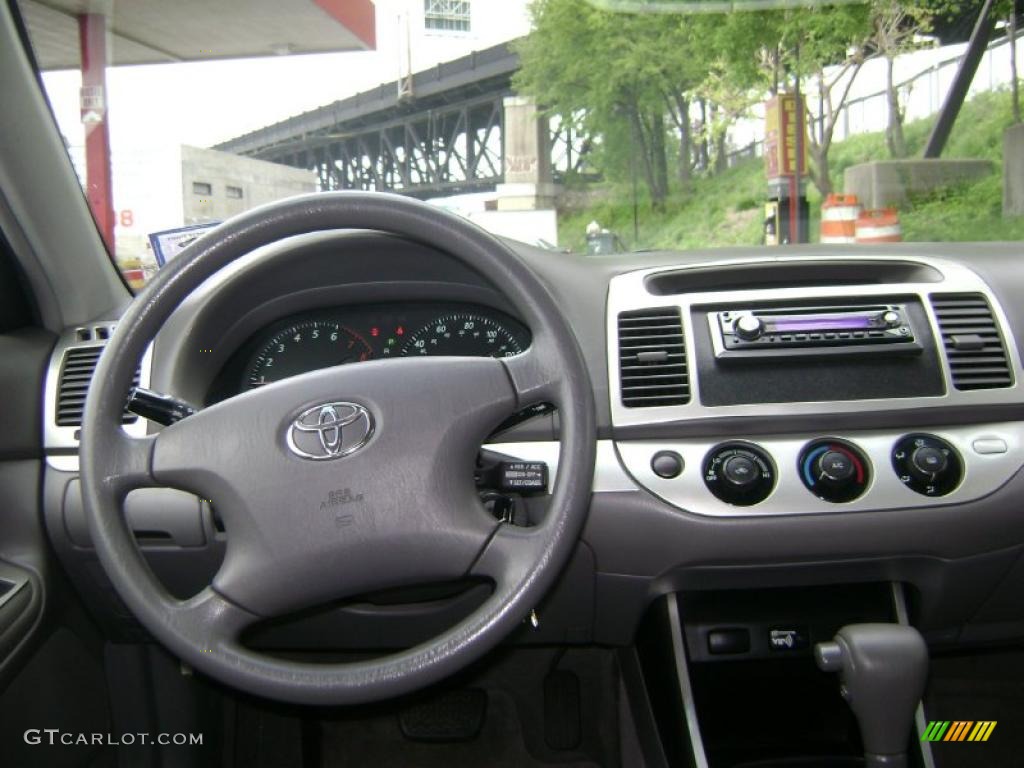 2002 Camry LE - Black / Dark Charcoal photo #8