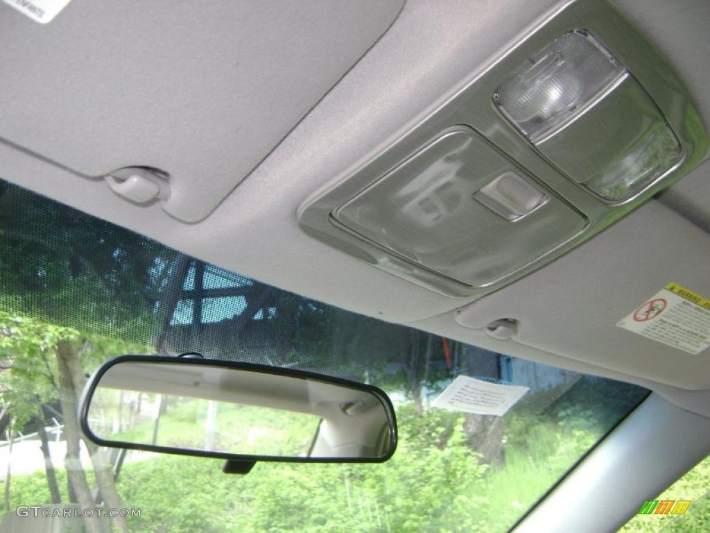 2002 Camry LE - Black / Dark Charcoal photo #16