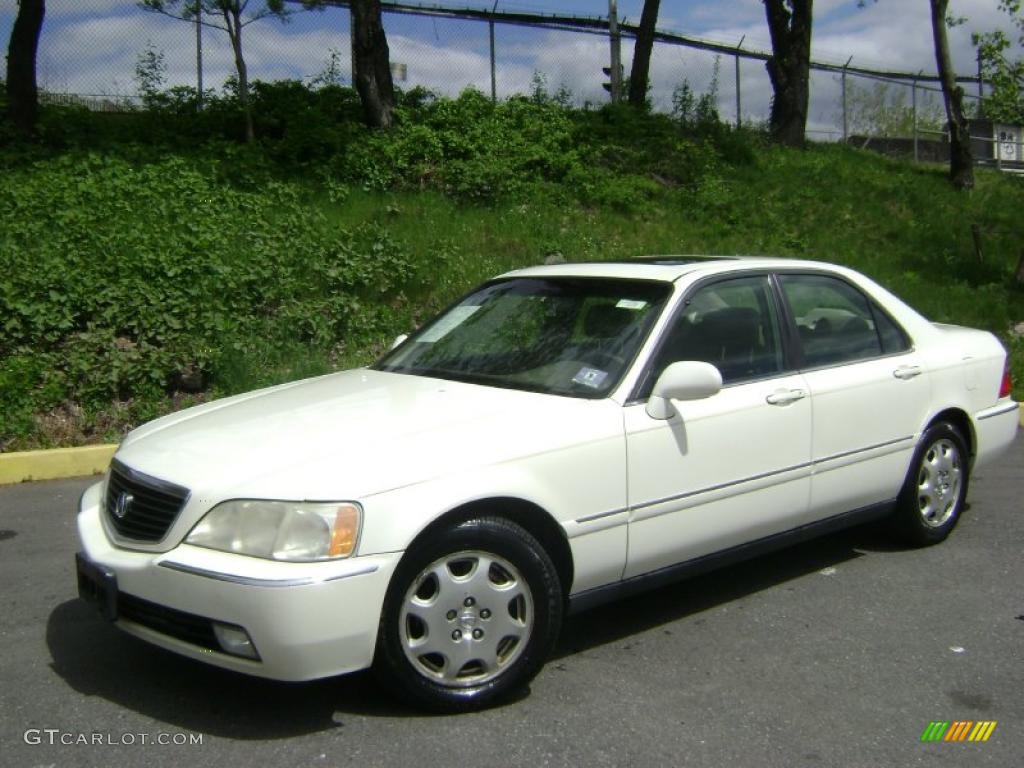 Pearl White Acura RL