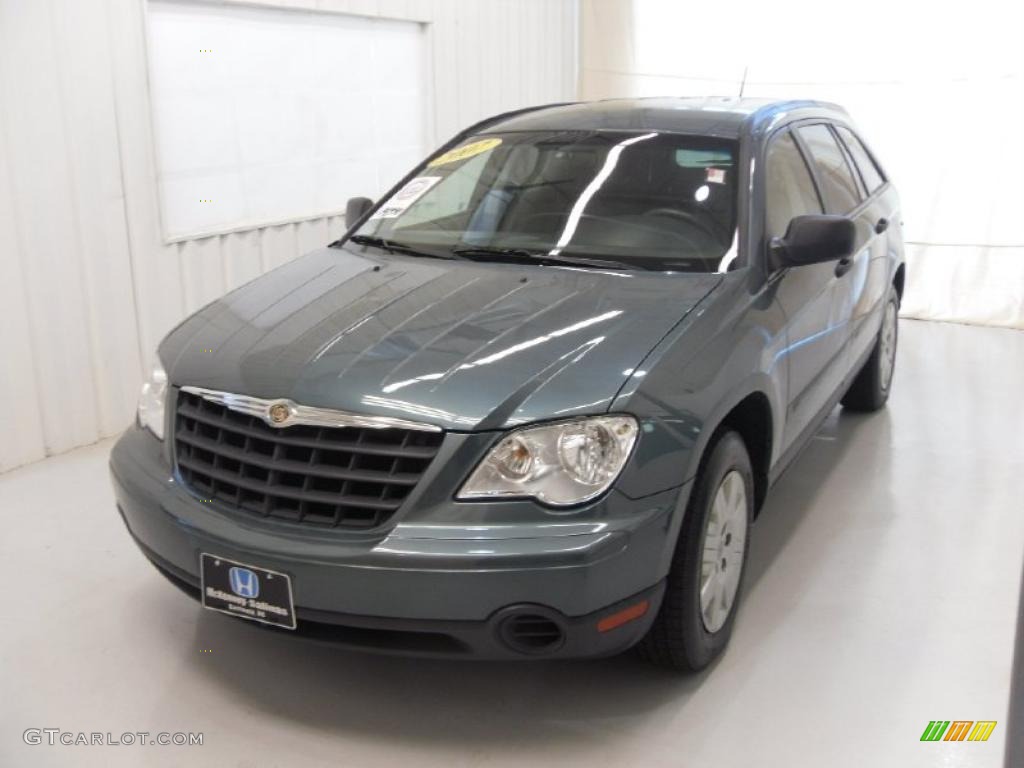 2007 Pacifica  - Magnesium Green Pearl / Pastel Slate Gray photo #1