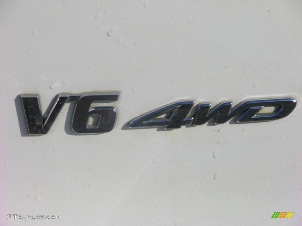 2004 Highlander Limited V6 4WD - Super White / Ivory photo #7