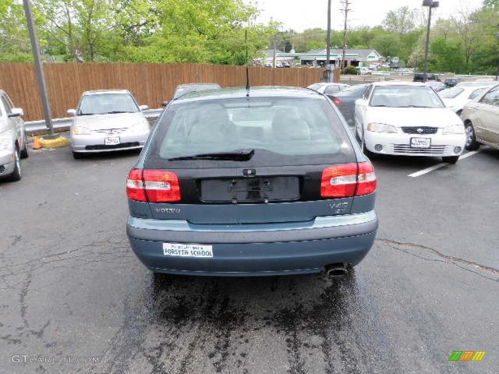 2002 V40  - Atlantic Blue Metallic / Taupe/Light Taupe photo #3