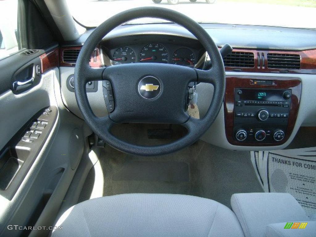 2006 Impala LS - White / Gray photo #17