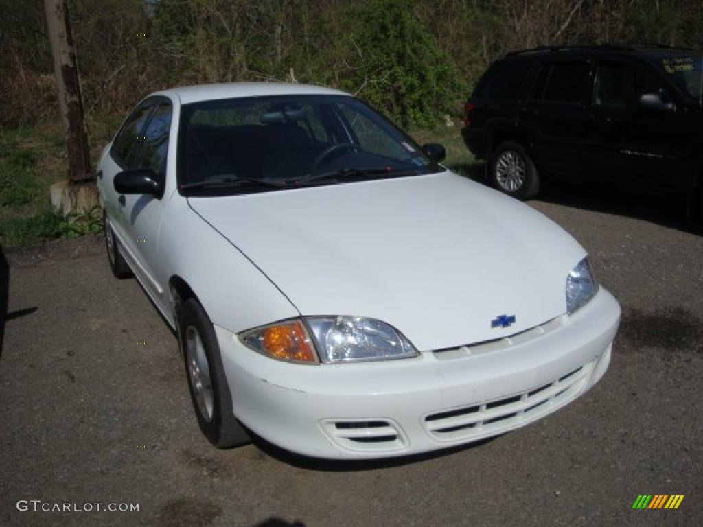 2001 Cavalier Sedan - Bright White / Graphite photo #1