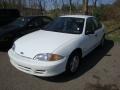 2001 Bright White Chevrolet Cavalier Sedan  photo #5