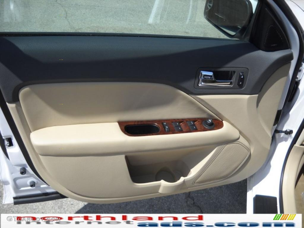 2010 Fusion SEL V6 AWD - White Platinum Tri-coat Metallic / Camel photo #9