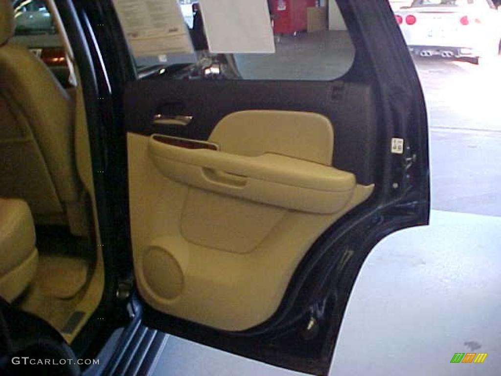 2007 Tahoe LTZ 4x4 - Black / Light Cashmere/Ebony photo #12