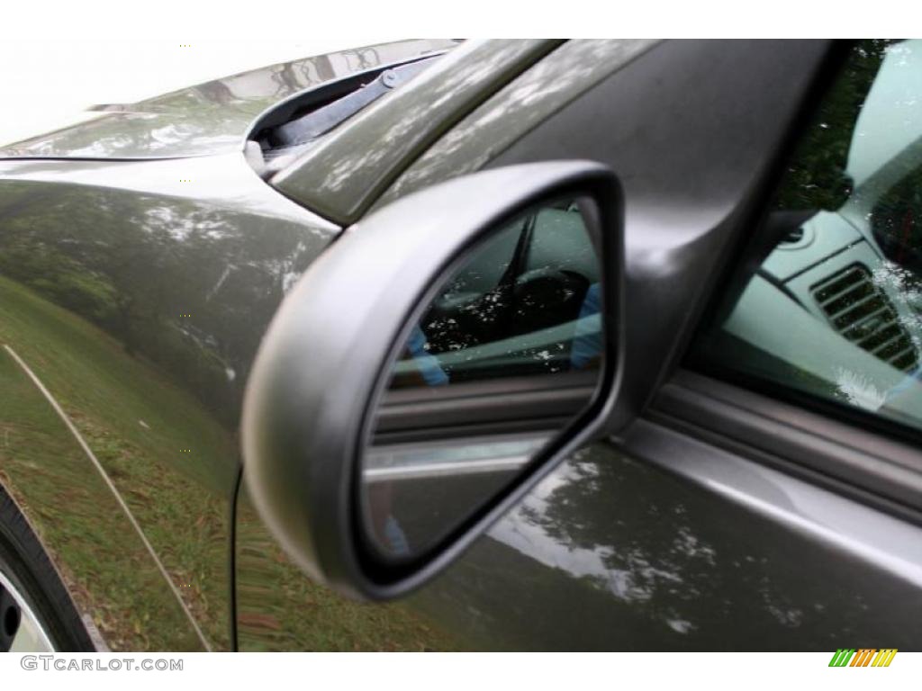 2005 Focus ZXW SE Wagon - Liquid Grey Metallic / Dark Flint/Light Flint photo #27