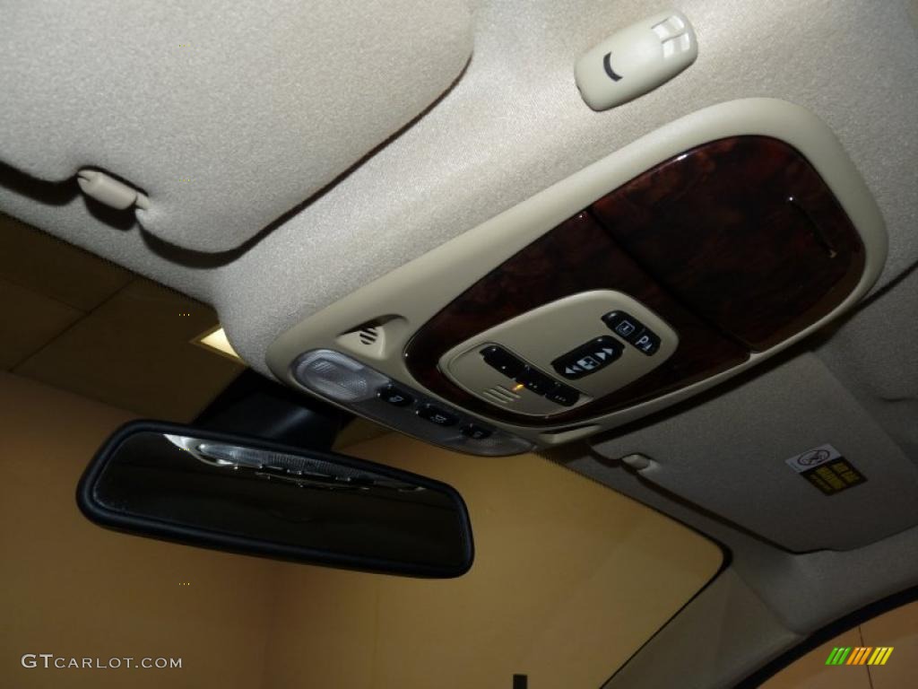 2008 XJ Vanden Plas - Pearl Grey Metallic / Champagne/Charcoal photo #38