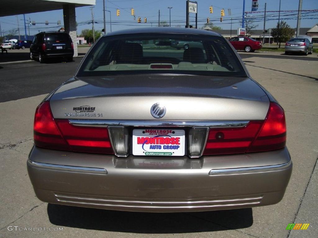 2004 Grand Marquis GS - Arizona Beige Metallic / Medium Parchment photo #4