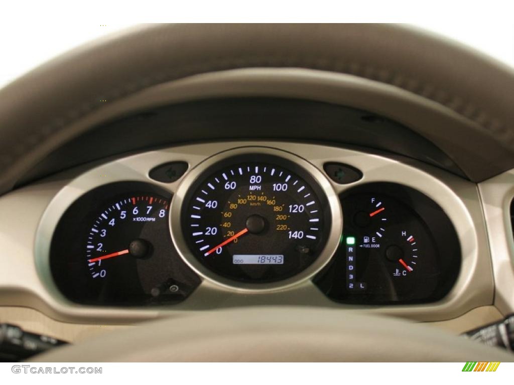 2007 Highlander Limited 4WD - Super White / Ivory Beige photo #13
