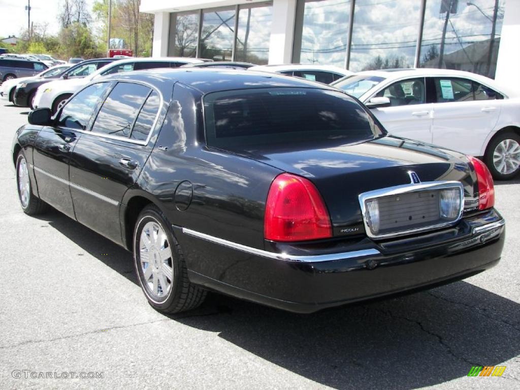 2003 Town Car Cartier L - Black / Medium Dark Parchment/Light Parchment photo #3
