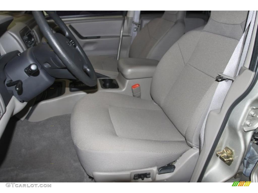2004 Grand Cherokee Laredo - Bright Silver Metallic / Dark Slate Gray photo #19