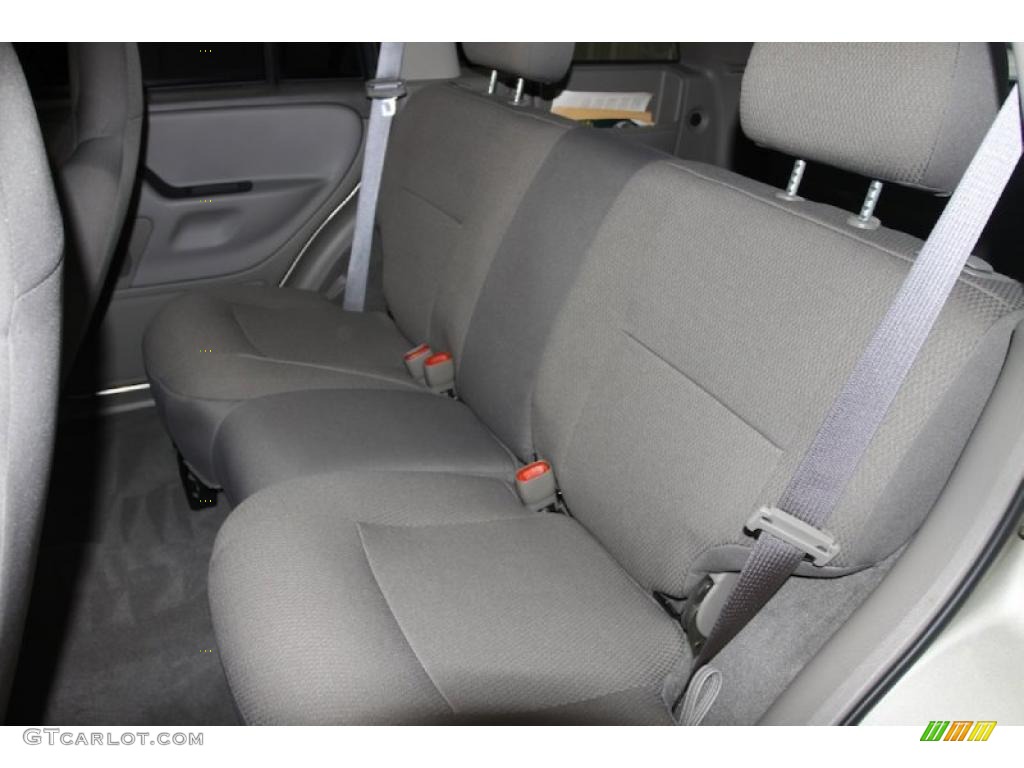 2004 Grand Cherokee Laredo - Bright Silver Metallic / Dark Slate Gray photo #21