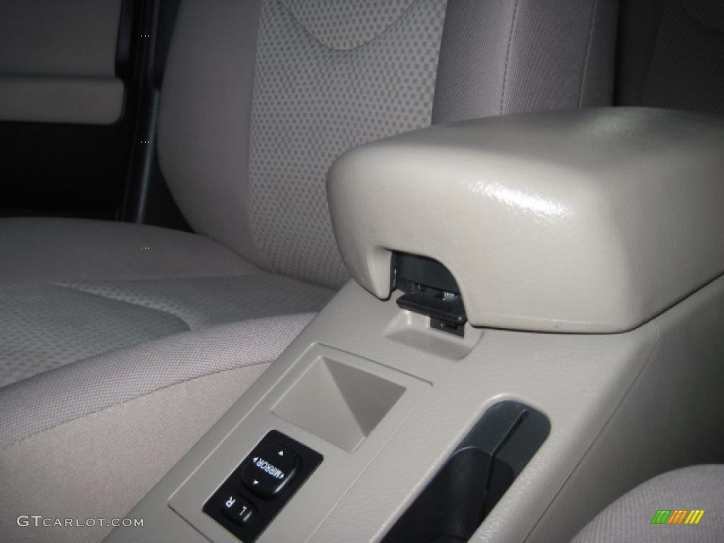 2008 RAV4 4WD - Black / Taupe photo #21