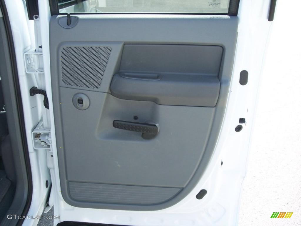2008 Ram 1500 SLT Quad Cab - Bright White / Medium Slate Gray photo #16