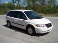 2006 Stone White Chrysler Town & Country   photo #3