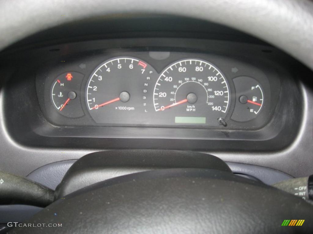 2002 Elantra GLS Sedan - Silver Pewter / Gray photo #28
