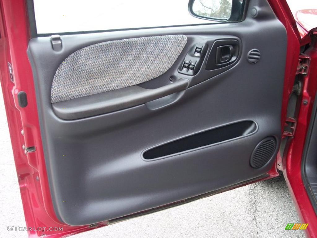 1998 Dakota SLT Regular Cab - Metallic Red / Agate photo #13
