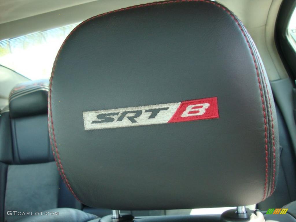 2006 Dodge Charger SRT-8 Marks and Logos Photo #28816895