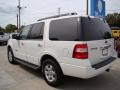White Suede - Expedition XLT Photo No. 6