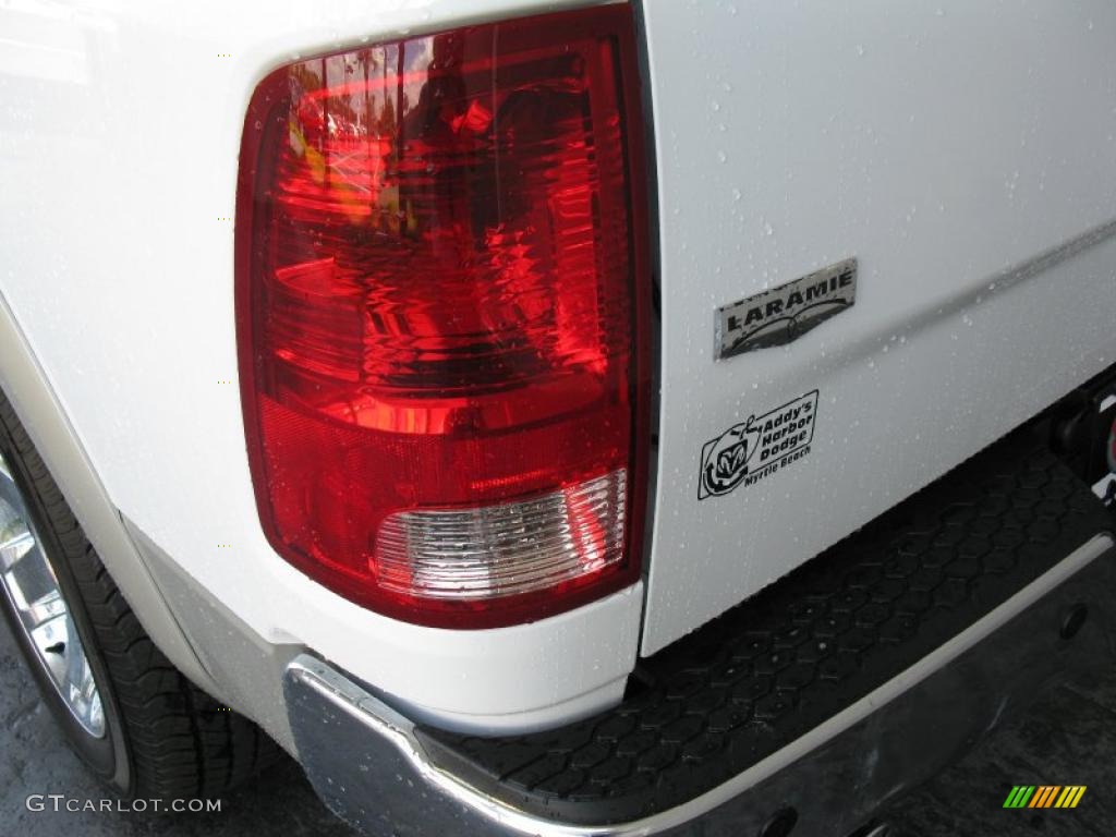 2010 Ram 1500 Laramie Crew Cab 4x4 - Stone White / Dark Slate Gray photo #6