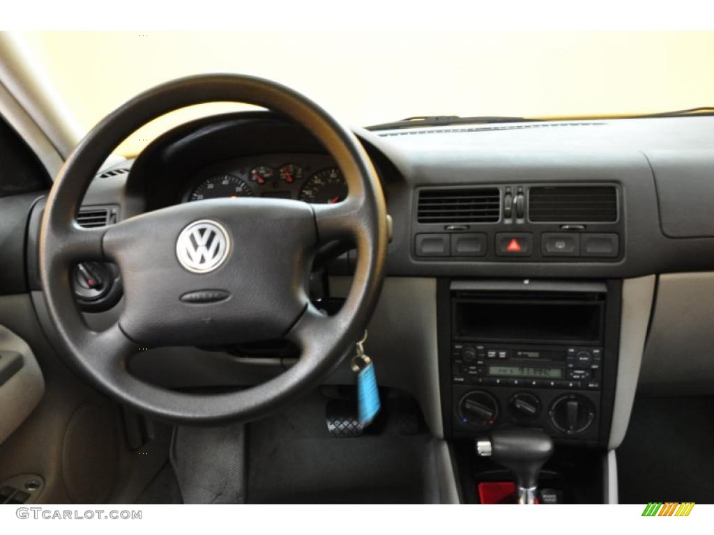 1999 Jetta GLS Sedan - Cool White / Grey photo #7