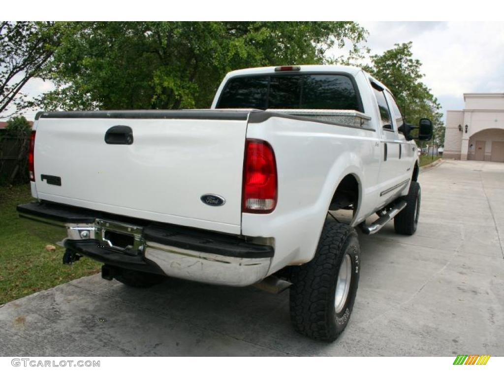 2000 F250 Super Duty Lariat Crew Cab 4x4 - Oxford White / Medium Parchment photo #18