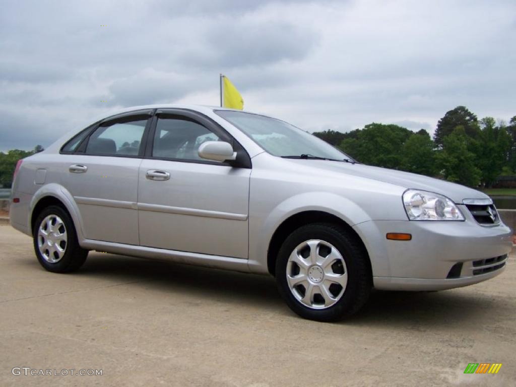 2007 Forenza Sedan - Titanium Silver Metallic / Grey photo #1